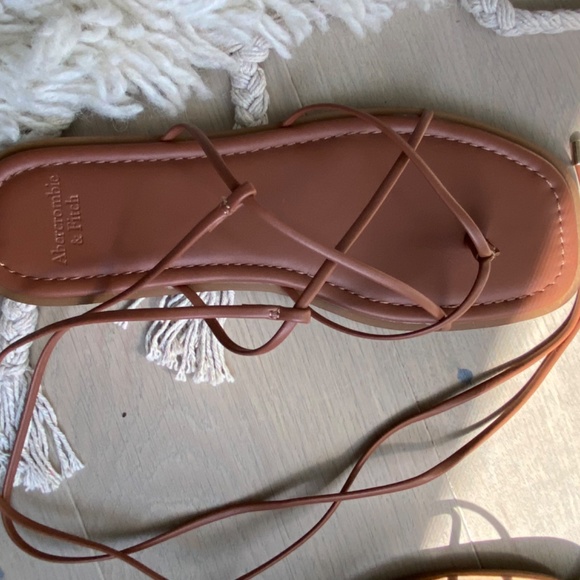 Flat strappy sandals (Abercrombie) - Picture 3 of 5